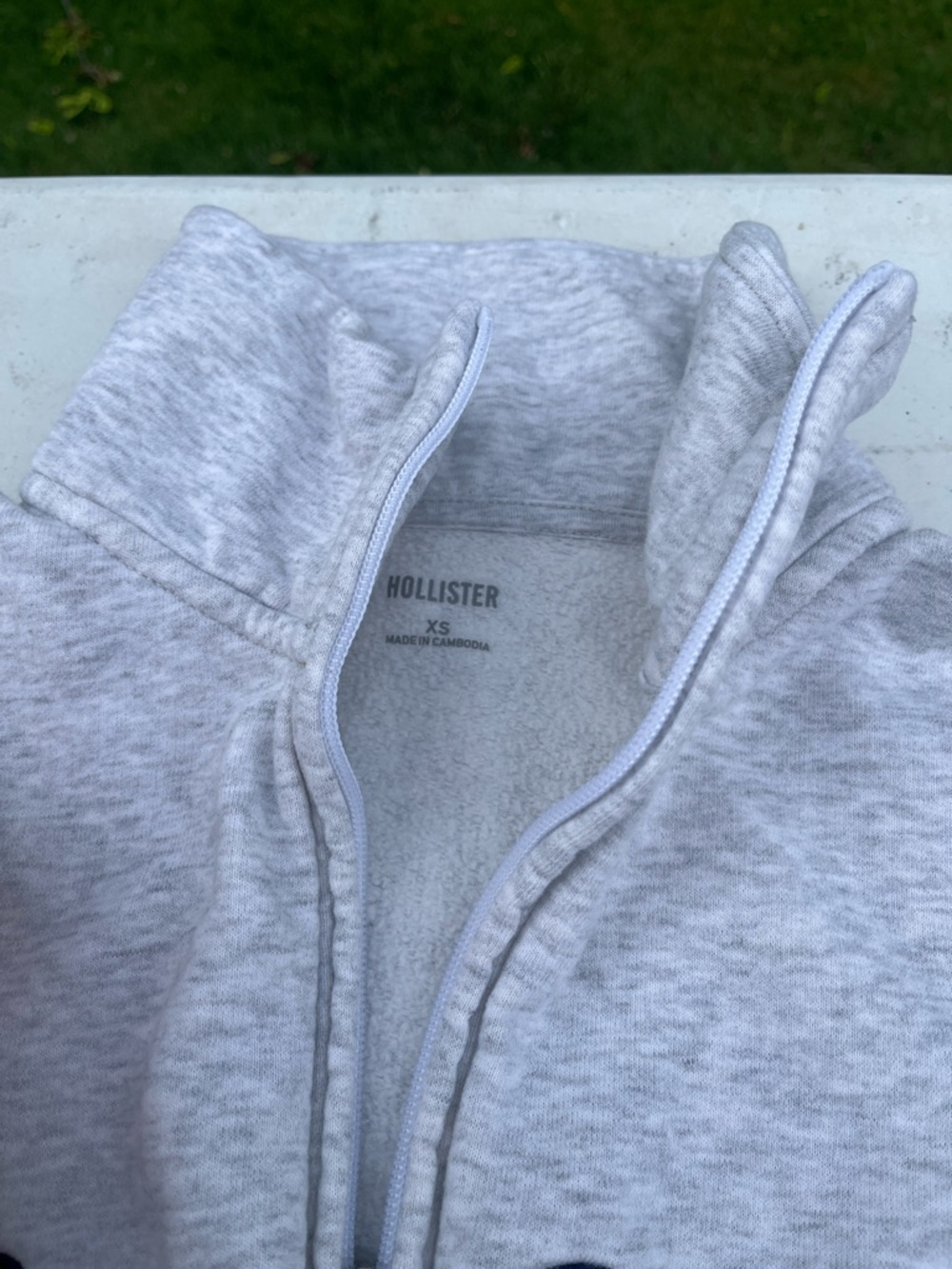 Hollister Light Gray "East Coast" Half-Zip Sweater with Navy Script - Picture 3 of 5